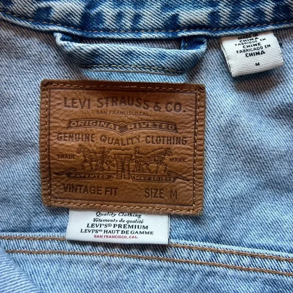 Levi's Premium Denim Jacket - Picture 3 of 5